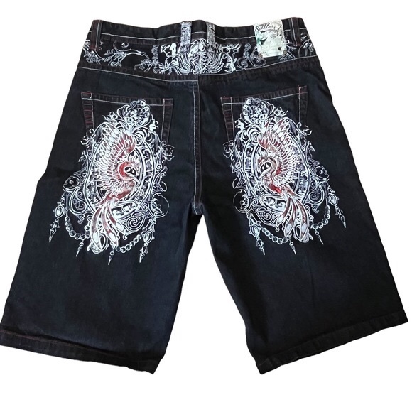Ruthless Art Other - Vintage Y2K Ruthless Art dark wash embroidered detail 5 pocket jean shorts sz 36